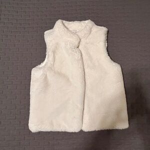Epic Threads-White Faux Fur Vest- Size XL